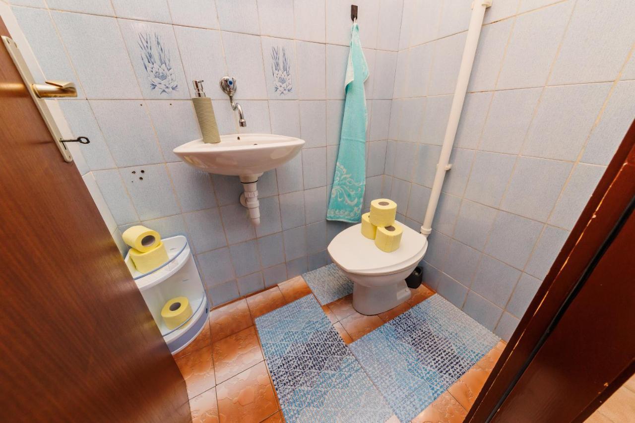 Ferienwohnung Apartman Mali Jure Kaštela Exterior foto